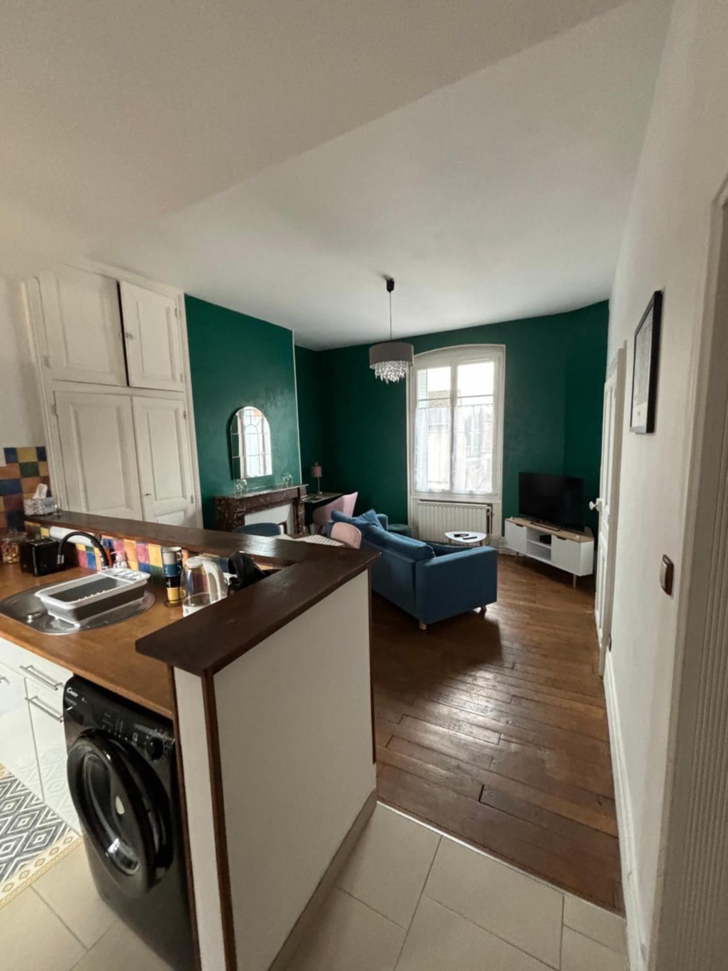 Apartmán T3 Moulins Avec Garage Proche Gare Exteriér fotografie