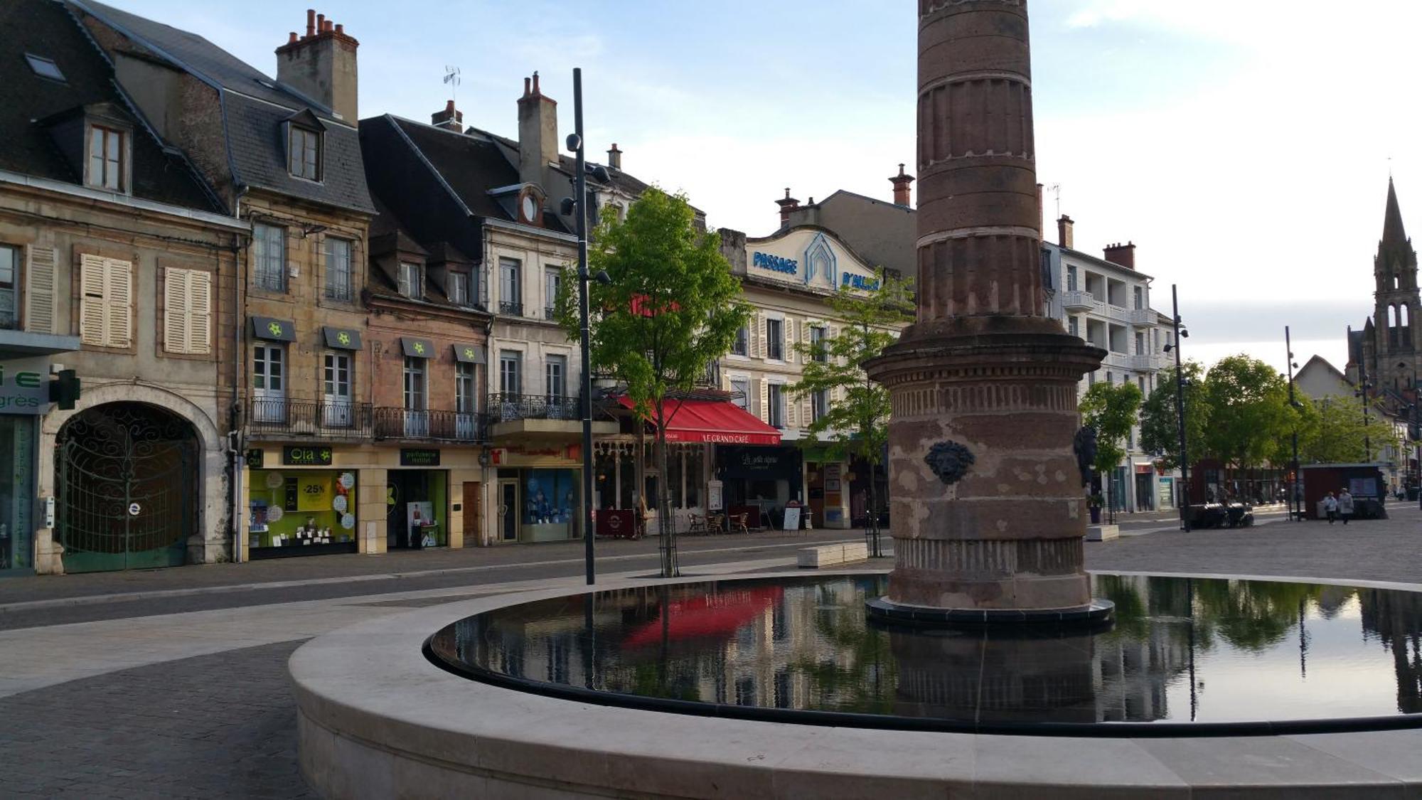 Apartmán T3 Moulins Avec Garage Proche Gare Exteriér fotografie